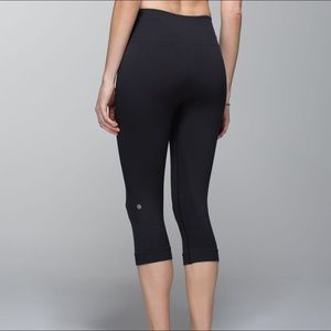 Lululemon In Flow Crop Leggings